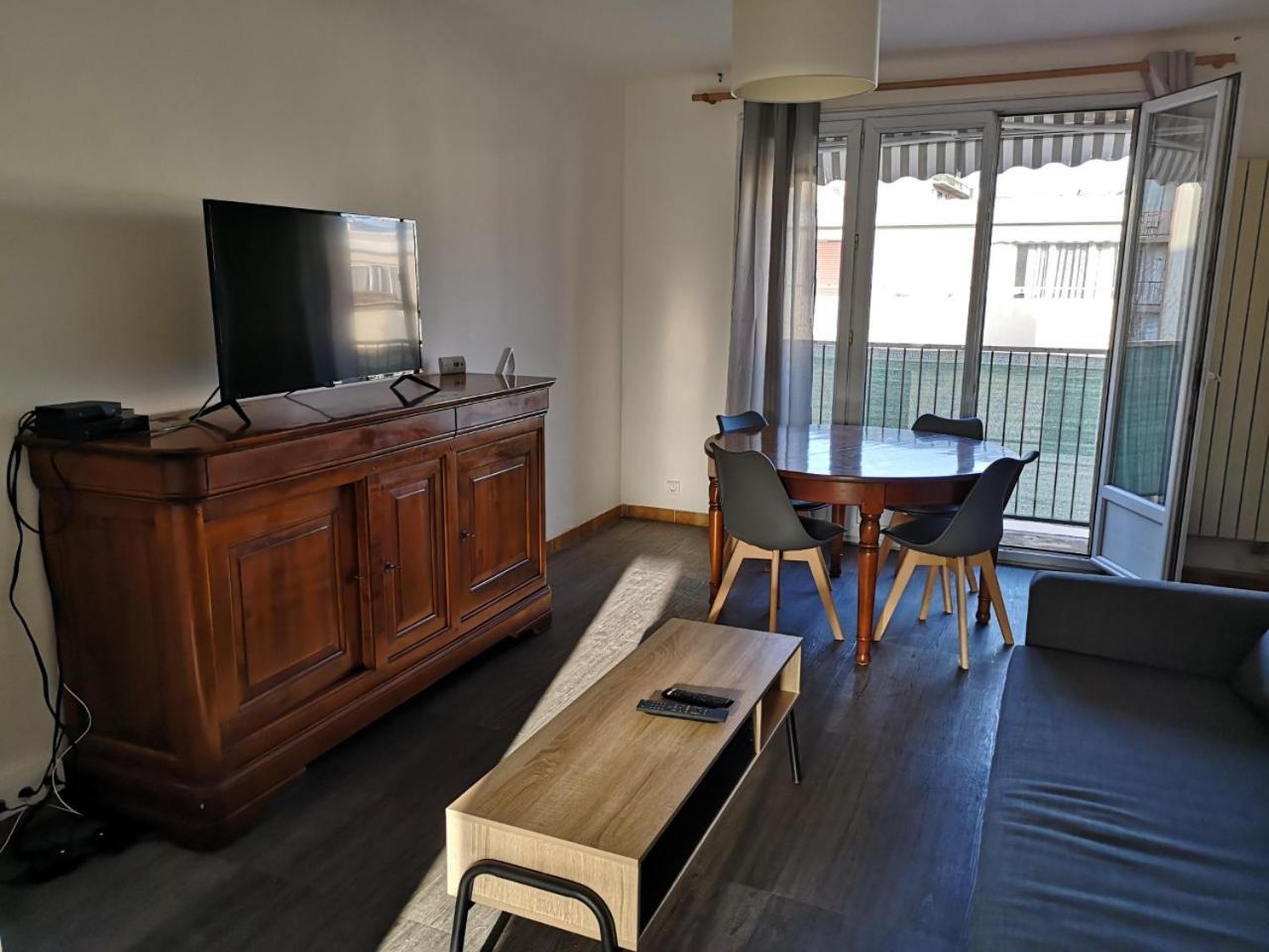 - Balcon - Parking - 6 Personnes